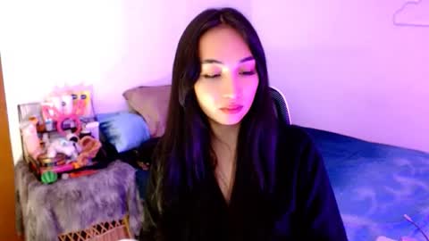 Snapshot of sweetlilly_18 chatting on October 14, 3:42 am Lilly online show from October 14, 3:42 am