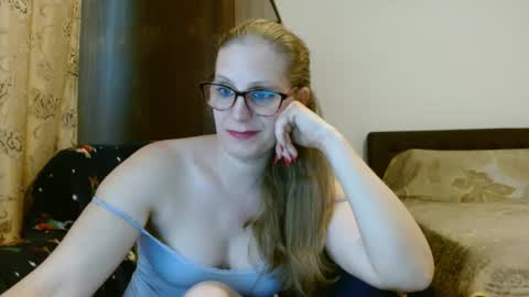 sweetmayaxoxo online show from February 28, 12:52 pm