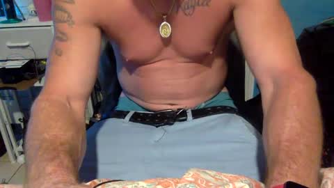 WeAim2PZzz online show from March 9, 5:11 am