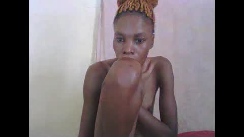 ESTHER online show from February 16, 12:36 pm