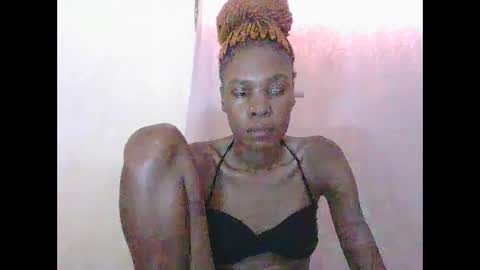 ESTHER online show from February 17, 12:48 pm