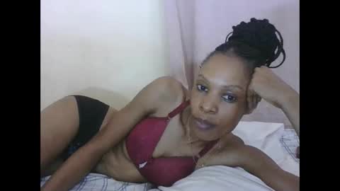 ESTHER online show from September 21, 9:02 am