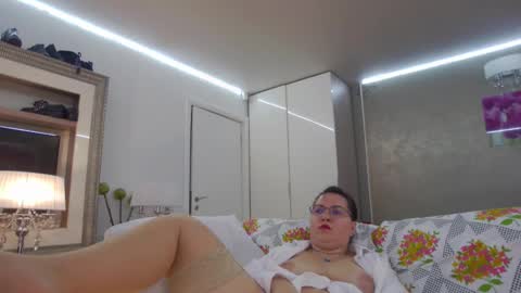 SweetRaisa online show from November 25, 5:23 pm