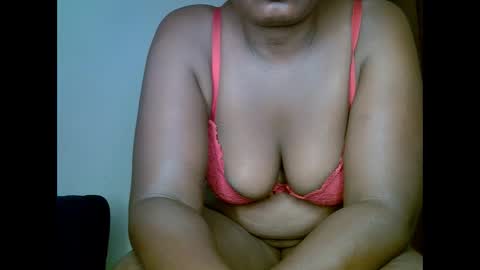 sweetrenne online show from September 13, 3:53 am