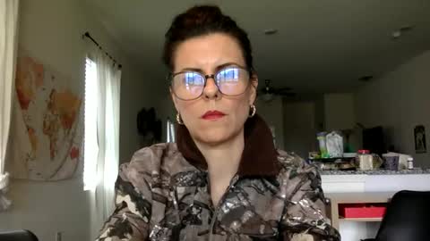 sweetriddance online show from April 9, 7:41 pm