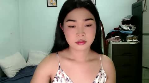 Snapshot of sweetseduction98 chatting on October 23, 1:07 am Sweetseduction98 online show from October 23, 1:07 am