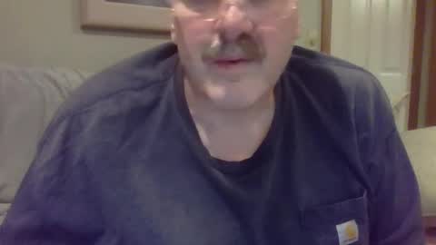 Snapshot of sweetsforu326 chatting on February 26, 11:00 am sweetbrowneyes623 online show from February 26, 11:00 am