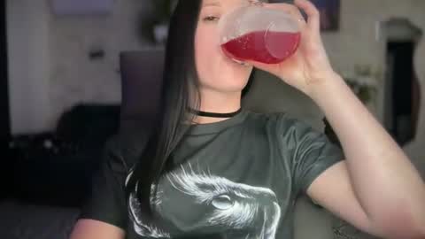Sweet Shy online show from June 19, 6:25 pm