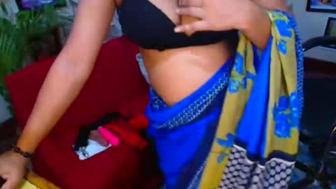 SweetSour online show from September 17, 9:35 am