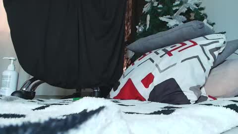 dulce online show from December 14, 8:04 pm