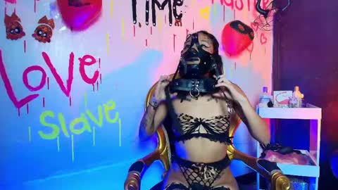 Sweett pleasure online show from October 28, 7:04 pm