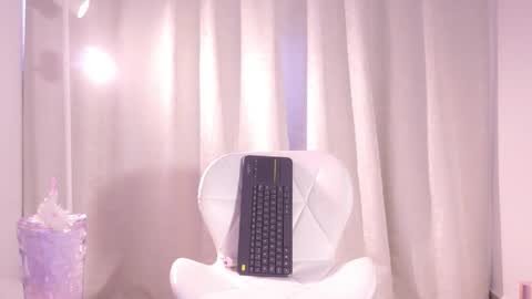 You can call me your Princess   online show from January 18, 2:48 pm