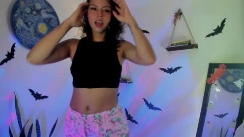  shamanta Independent modelHelp me reach 100 thumbs up  online show from October 15, 2:18 pm