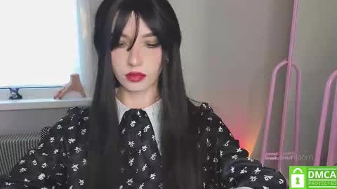 Elis  a little vacation Ill be here Saturday my schedules in bio online show from September 18, 9:24 am