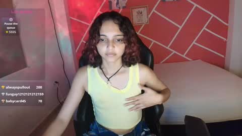 Snapshot of sweety_dreamgirl chatting on October 16, 10:41 pm sweety_dreamgirl online show from October 16, 10:41 pm