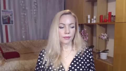 Snapshot of sweety_friend chatting on December 14, 9:02 pm Sweety friend online show from December 14, 9:02 pm