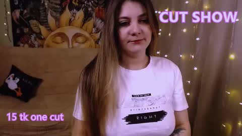 Snapshot of sweety_katherine chatting on February 21, 6:40 am Katherine online show from February 21, 6:40 am