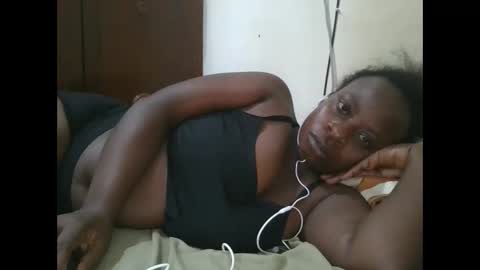 sweetyass25 online show from September 15, 6:53 pm