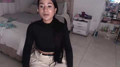 yaya online show from March 15, 1:54 am