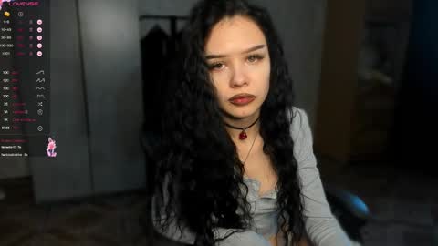 sweetydeviliya online show from March 11, 1:52 am