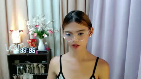 Megan online show from December 14, 3:35 am