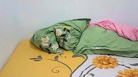 Sweetyummygirl online show from March 2, 5:19 am