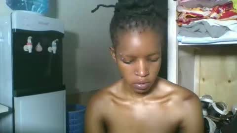 sweetz_candice online show from March 4, 12:13 pm