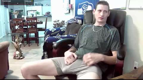 Snapshot of swelteringk chatting on October 14, 2:47 am Kile online show from October 14, 2:47 am