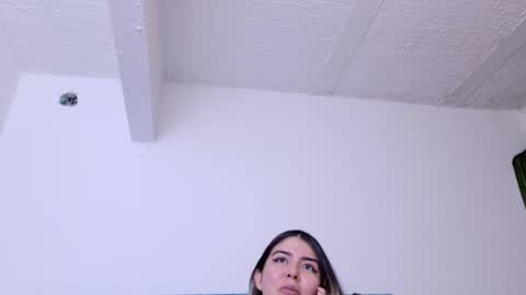 soffya online show from March 24, 11:33 pm