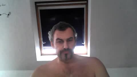 swinger_men_austria online show from February 20, 7:21 am