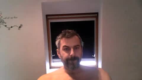 swinger_men_austria online show from February 18, 7:30 am