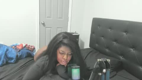 sxamleuy online show from February 2, 12:30 am