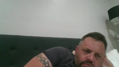 Snapshot of sxylegsturnmeon chatting on February 4, 10:55 pm sxylegsturnmeon online show from February 4, 10:55 pm