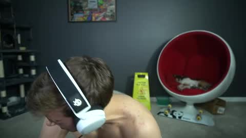 Sydaffect online show from February 11, 3:40 am