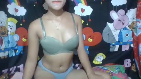 syera_04 online show from December 2, 8:58 am