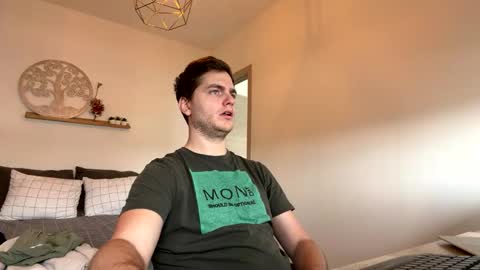 syl092 online show from February 5, 1:14 pm