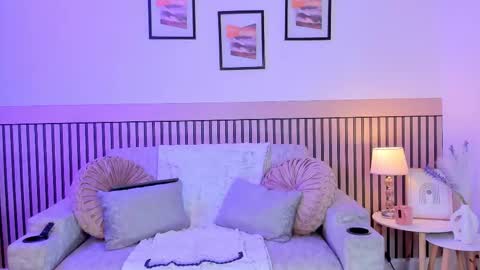 sylvana online show from November 22, 5:06 am