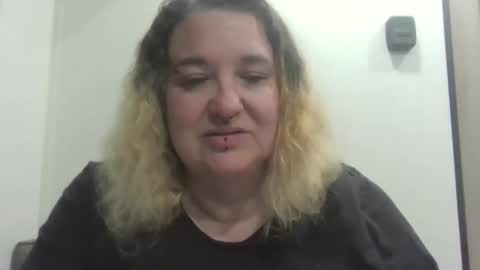 Synstress Lily online show from September 9, 4:23 am