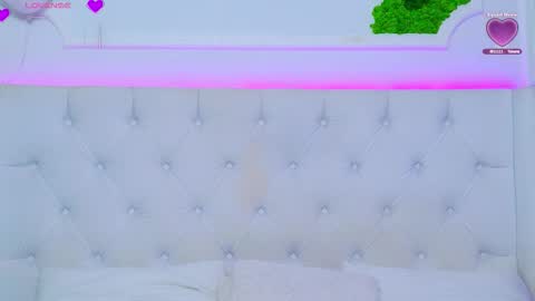 Snapshot of taahiraarabian chatting on September 29, 12:15 pm Arianna online show from September 29, 12:15 pm