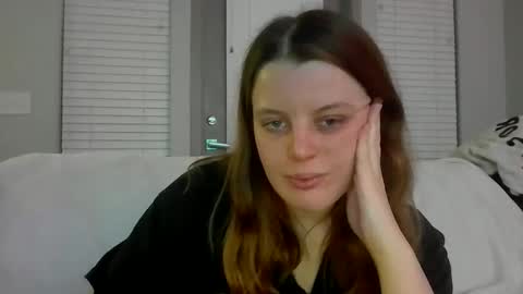 tacyluxe online show from June 7, 10:31 am