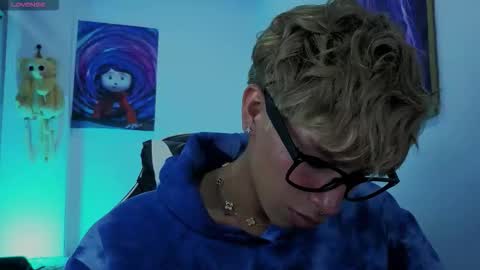 taichi online show from March 13, 3:21 am