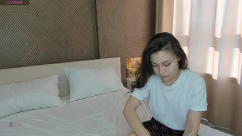 Kira is here to create your mood online show from February 18, 5:20 am