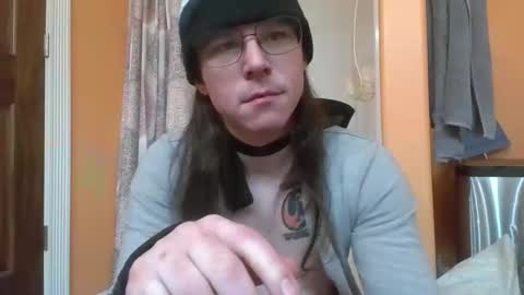 take_it_to_the_edge online show from April 7, 12:01 am