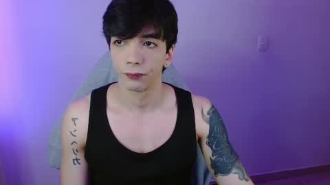 takeru___ online show from April 28, 2:38 am