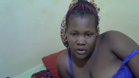 Snapshot of taliah254 chatting on March 10, 8:28 am taliah254 online show from March 10, 8:28 am