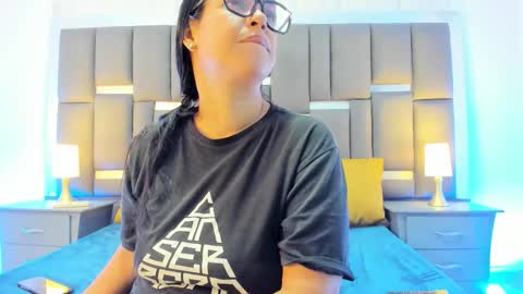 Snapshot of talianavega chatting on September 27, 7:33 pm tali online show from September 27, 7:33 pm