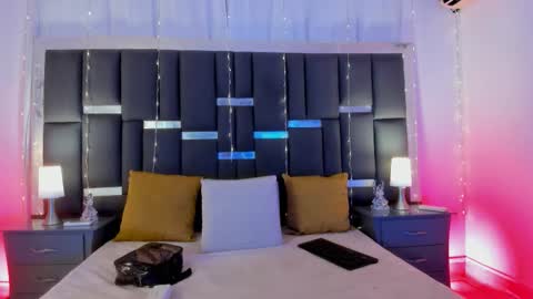 tali  online show from February 15, 7:45 pm