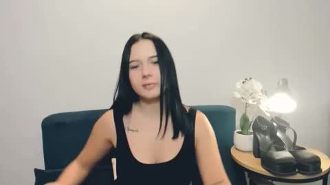 taliasensitive online show from March 23, 2:22 pm