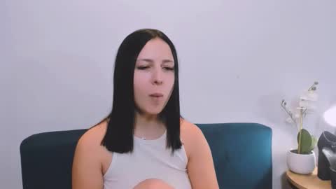 taliasensitive online show from January 14, 8:17 pm