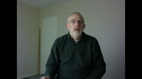 Snapshot of taliesin4321 chatting on February 2, 5:32 am Jack Pierrot online show from February 2, 5:32 am